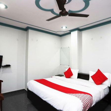 Oyo 43694 Hotel Hillson Pauri Экстерьер фото