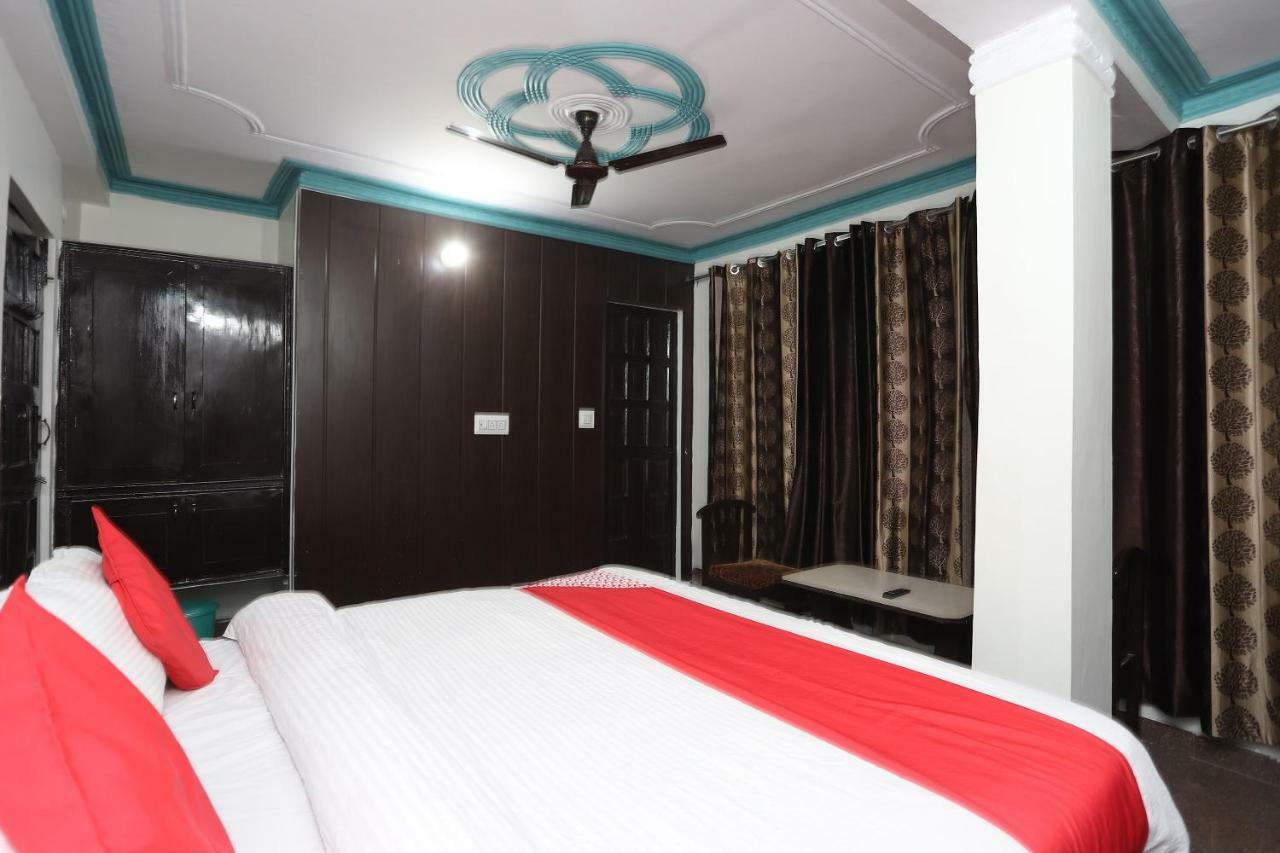 Oyo 43694 Hotel Hillson Pauri Экстерьер фото