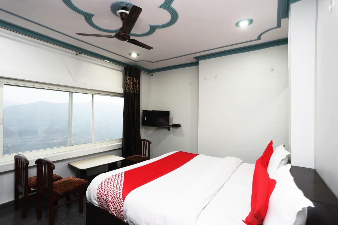 Oyo 43694 Hotel Hillson Pauri Экстерьер фото
