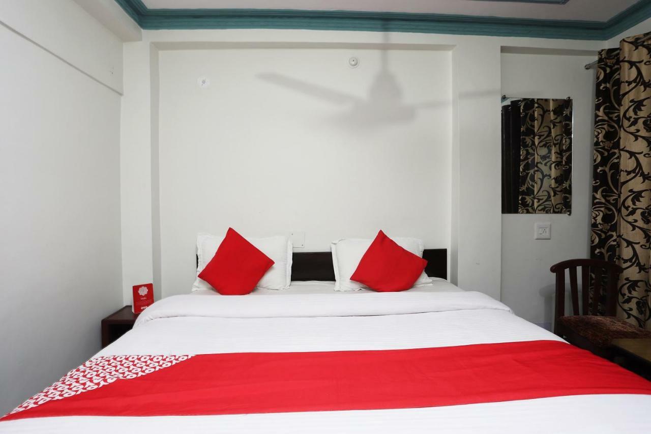 Oyo 43694 Hotel Hillson Pauri Экстерьер фото