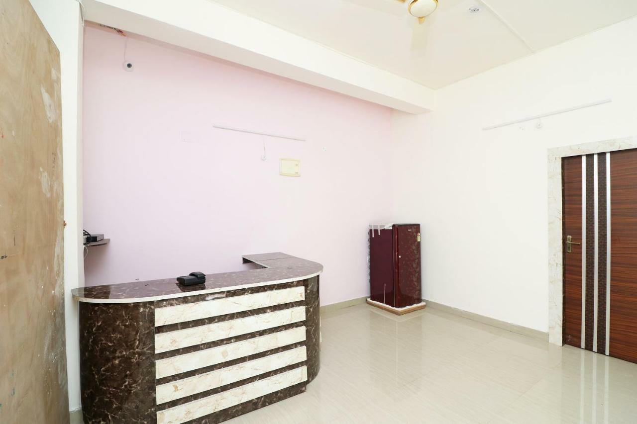 Oyo 43694 Hotel Hillson Pauri Экстерьер фото