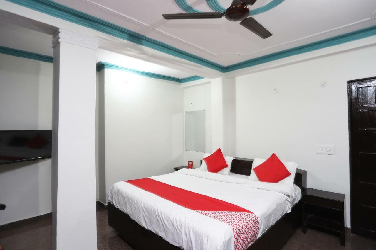Oyo 43694 Hotel Hillson Pauri Экстерьер фото